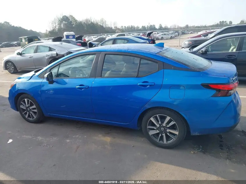 2021 NISSAN VERSA SV XTRONIC CVT