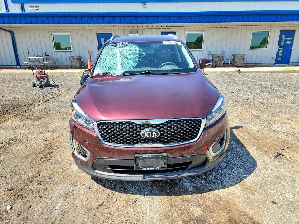 2017 KIA SORENTO LX V6  