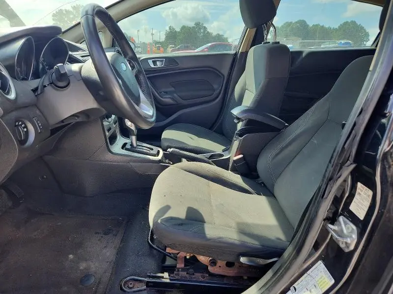 2016 FORD FIESTA SE  