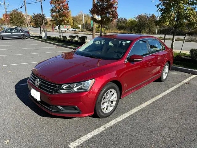 2017 VOLKSWAGEN PASSAT S  
