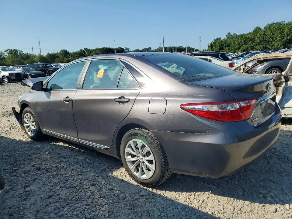 2017 TOYOTA CAMRY LE  