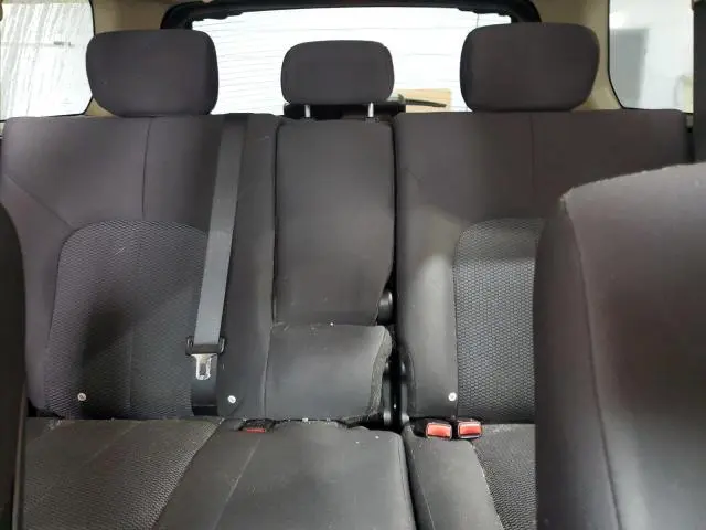 2011 MITSUBISHI ENDEAVOR LS