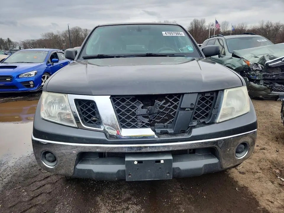 2010 NISSAN FRONTIER SE V6  