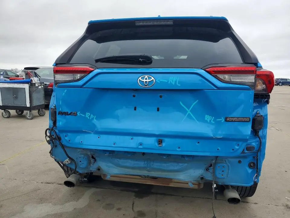 2019 TOYOTA RAV4 ADVENTURE  