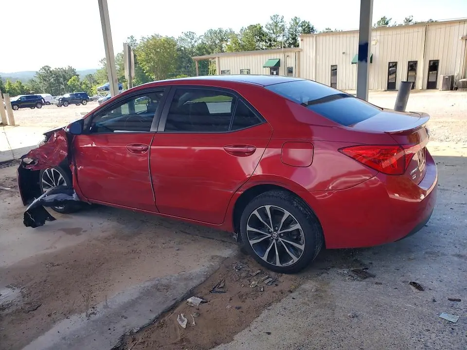 2018 TOYOTA COROLLA SE  