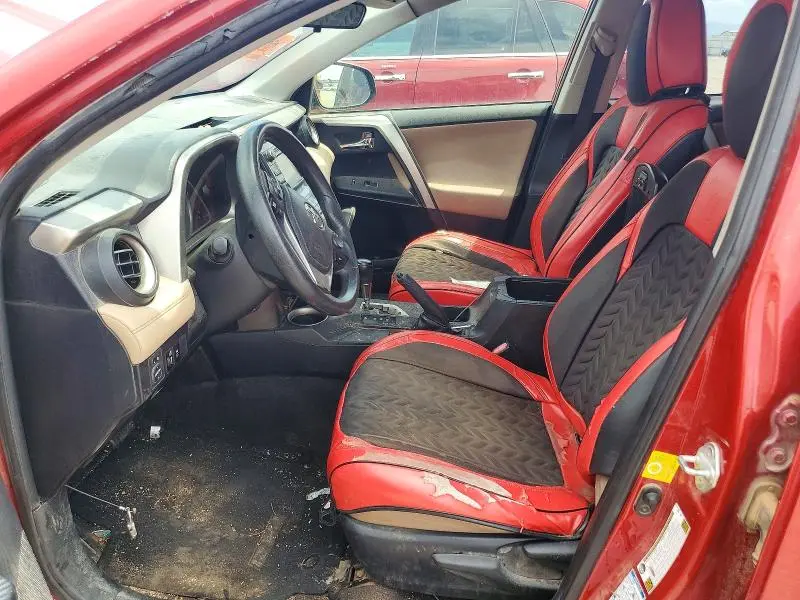 2014 TOYOTA RAV4 XLE  