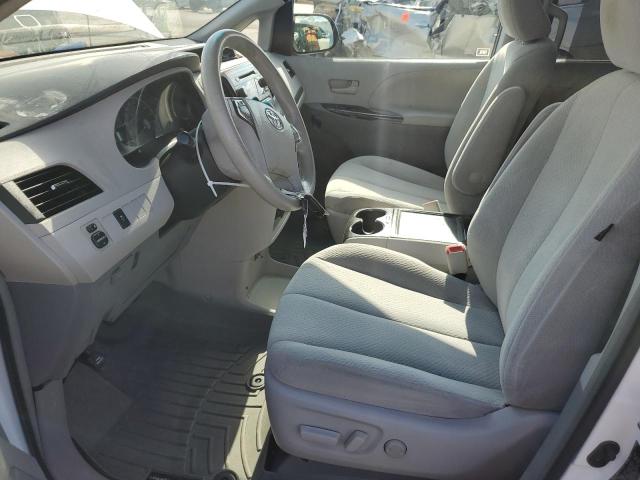 2014 TOYOTA SIENNA LE