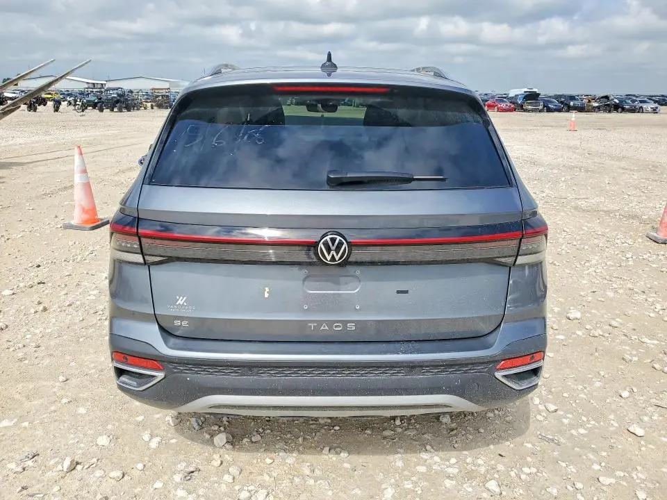 2025 VOLKSWAGEN TAOS SE  