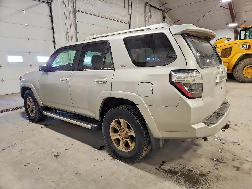 2016 TOYOTA 4RUNNER SR5  