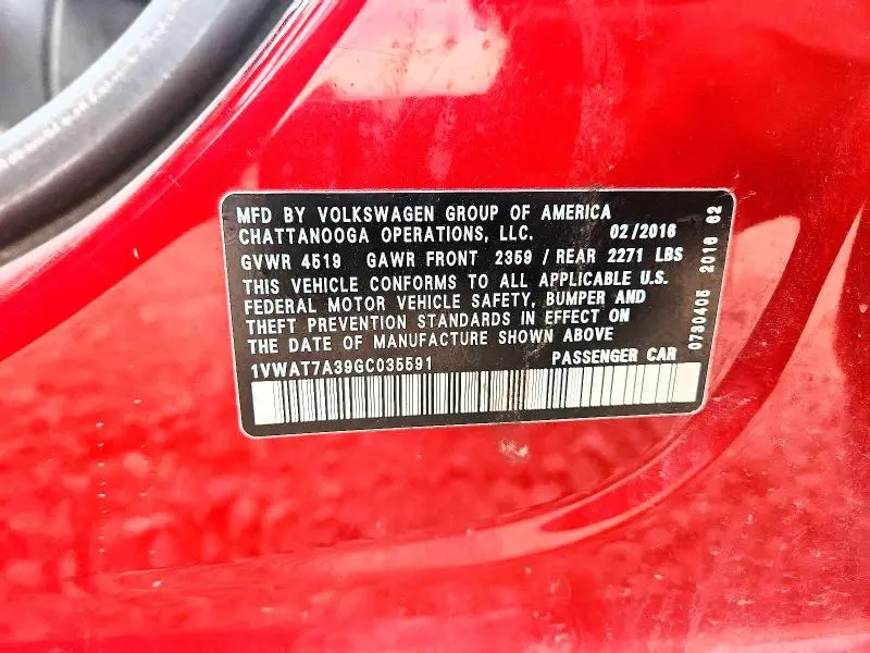 2016 VOLKSWAGEN PASSAT   