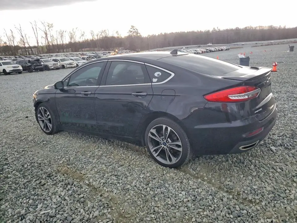 2020 FORD FUSION TITANIUM  