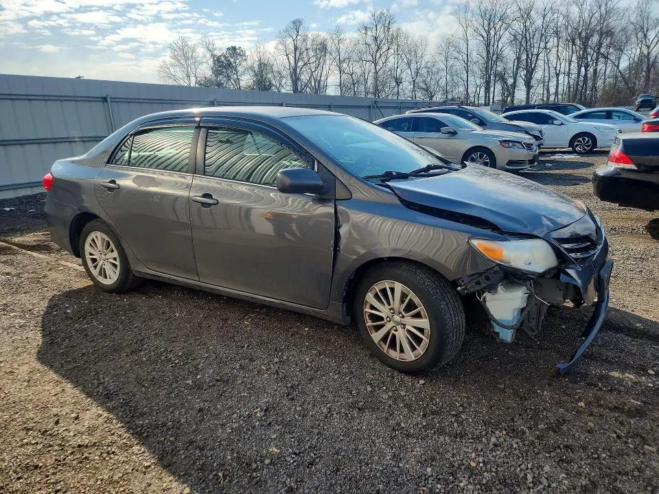 2013 TOYOTA COROLLA LE  