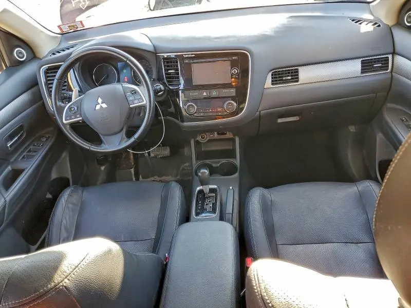 2014 MITSUBISHI OUTLANDER GT  