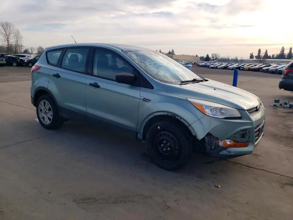 2013 FORD ESCAPE S  