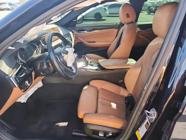 2019 BMW 530 I  