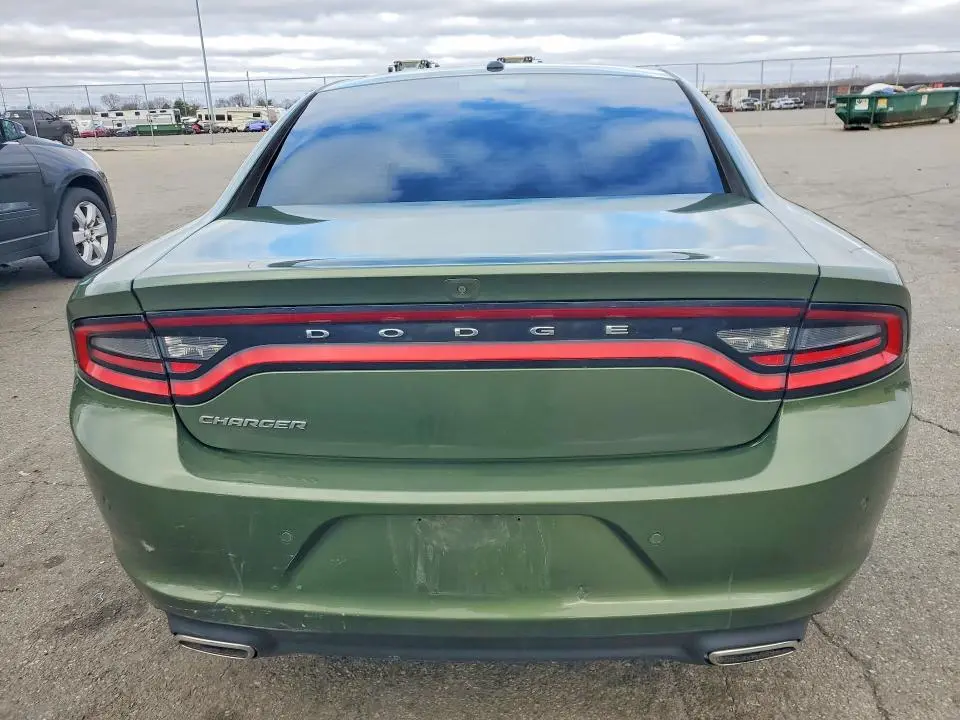 2019 DODGE CHARGER SXT  