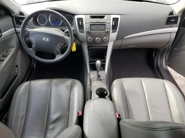 2010 HYUNDAI SONATA GLS  