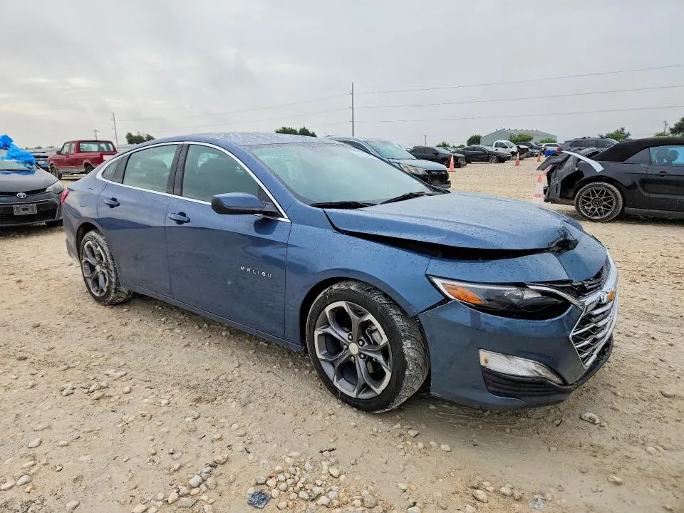 2024 CHEVROLET MALIBU LT  