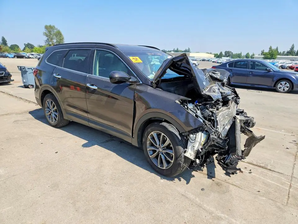 2017 HYUNDAI SANTA FE SE  