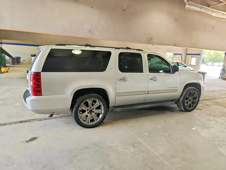 2013 CHEVROLET SUBURBAN K1500 LT  
