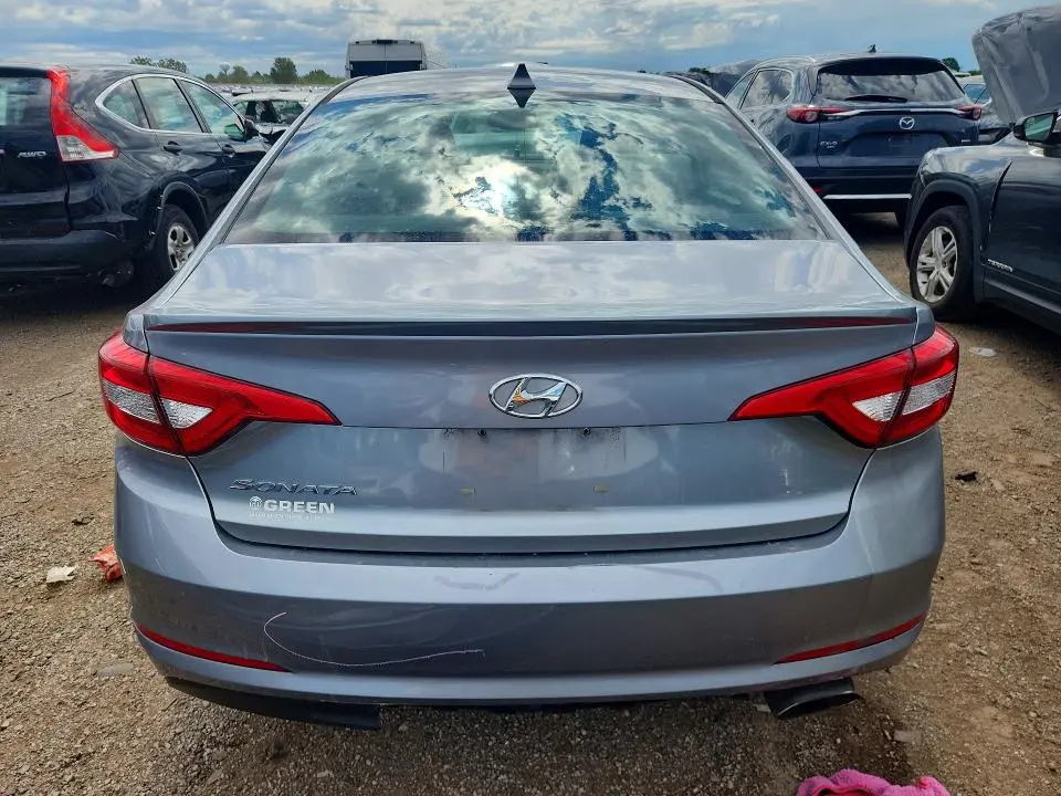 2017 HYUNDAI SONATA SE  