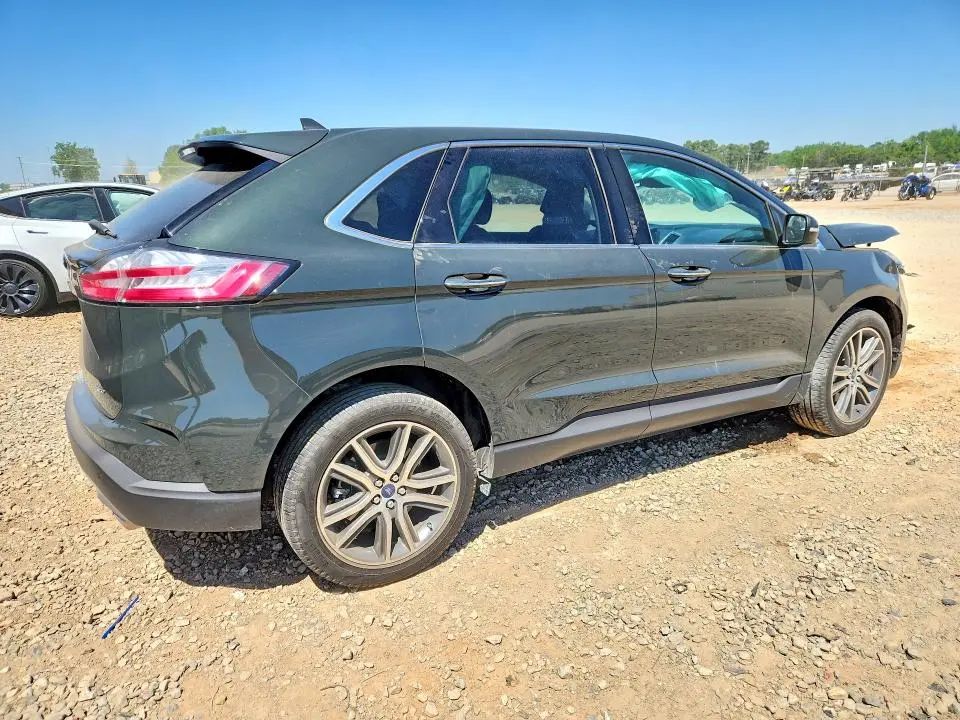 2022 FORD EDGE TITANIUM  