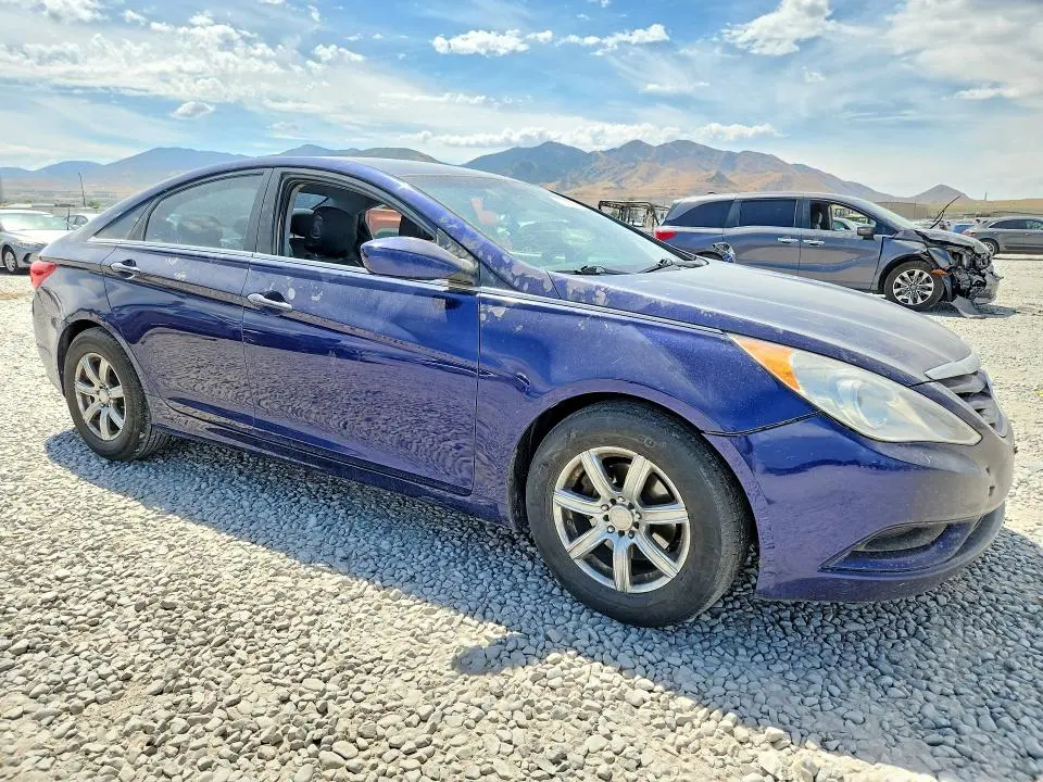 2012 HYUNDAI SONATA GLS  
