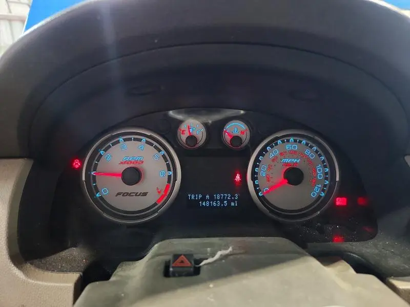 2010 FORD FOCUS SE  