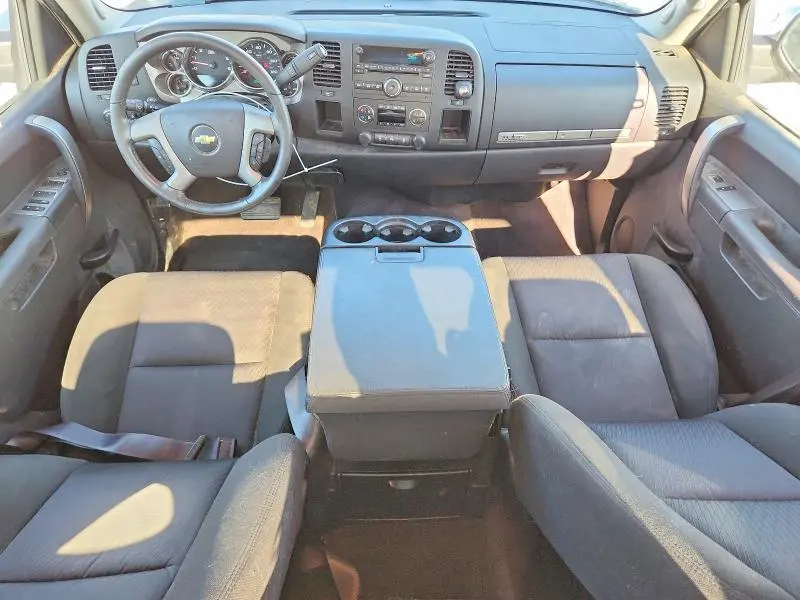 2013 CHEVROLET SILVERADO C1500 LT  