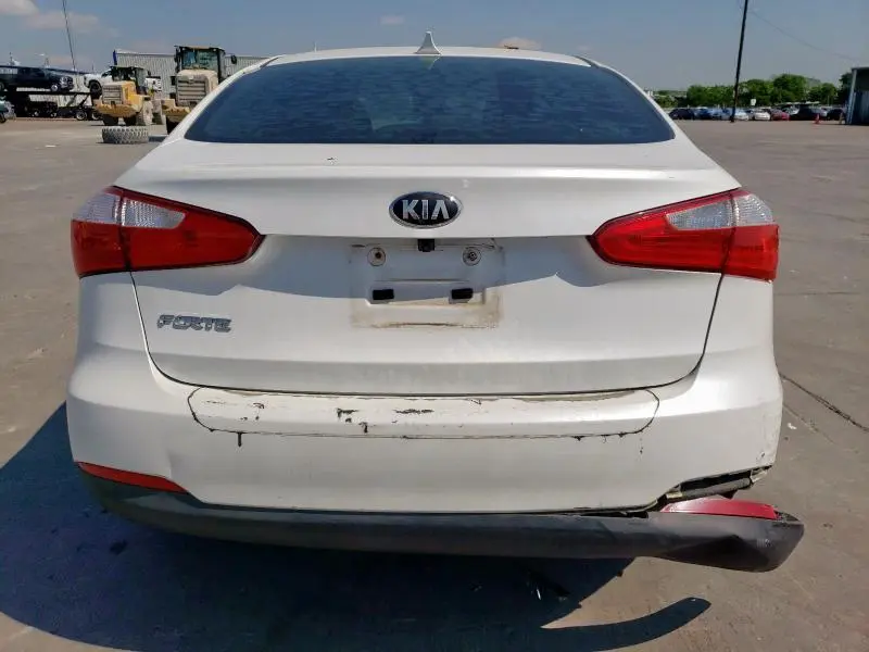 2014 KIA FORTE LX  