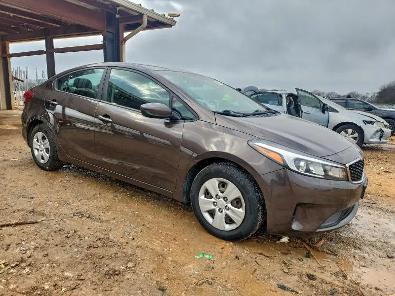 2017 KIA FORTE LX  