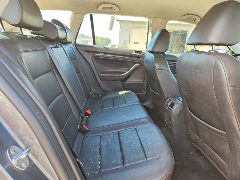 2013 VOLKSWAGEN JETTA S  