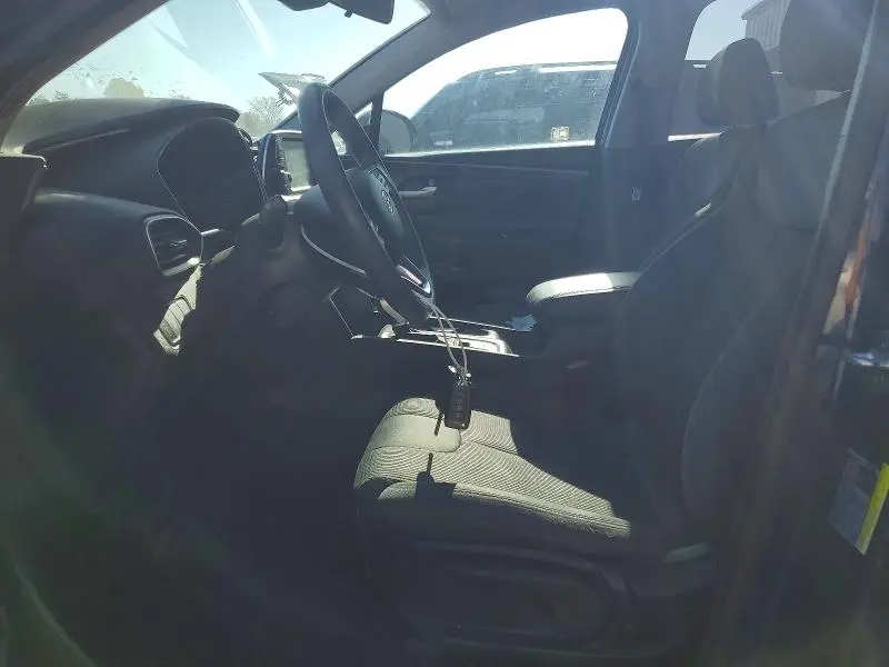 2019 HYUNDAI SANTA FE SE  