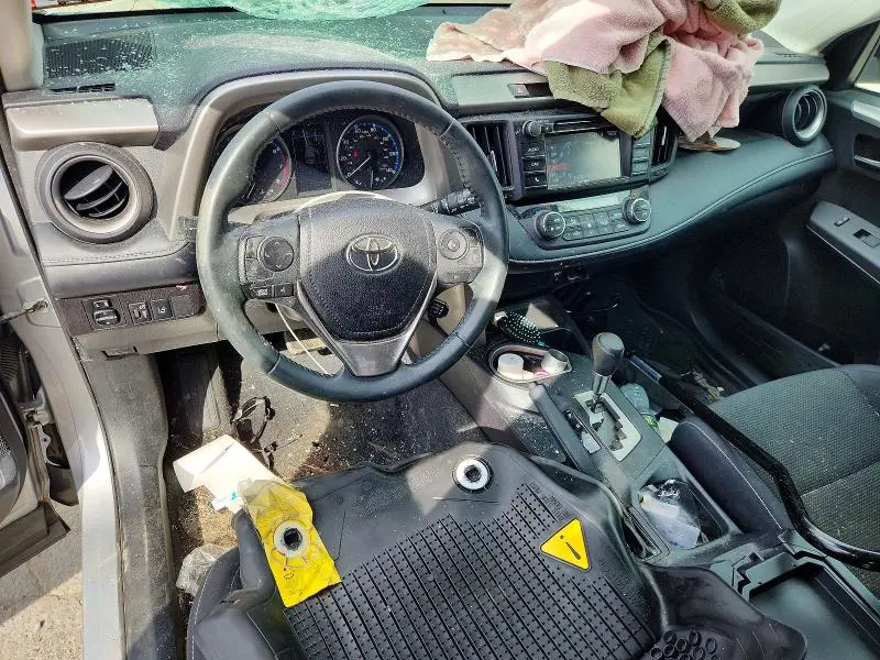 2017 TOYOTA RAV4 XLE  