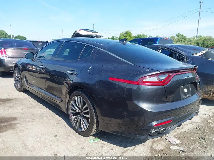 2019 KIA STINGER  