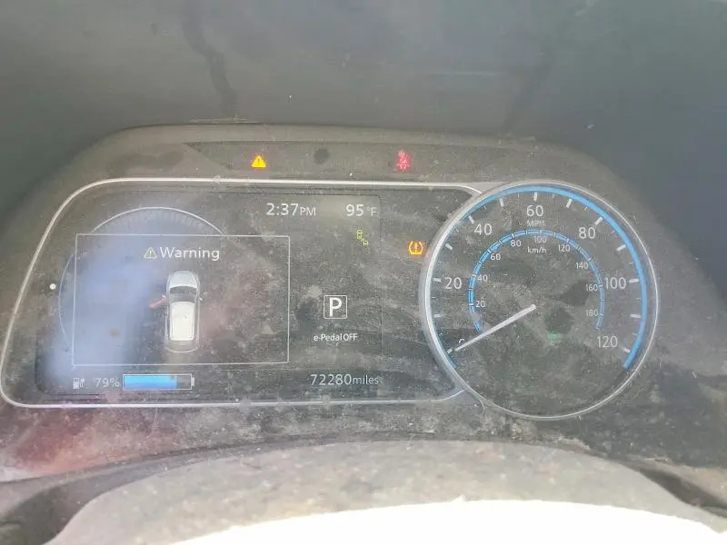 2020 NISSAN LEAF SV  