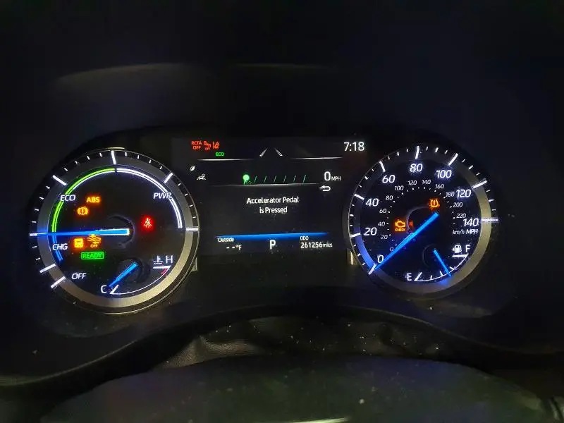 2022 TOYOTA HIGHLANDER HYBRID XLE  