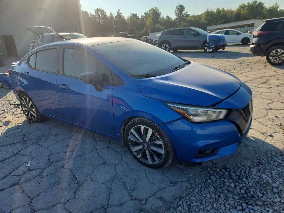 2020 NISSAN VERSA SR  