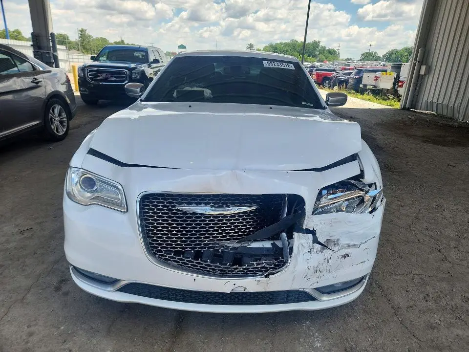2015 CHRYSLER 300C PLATINUM  