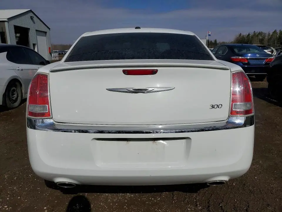 2013 CHRYSLER 300   