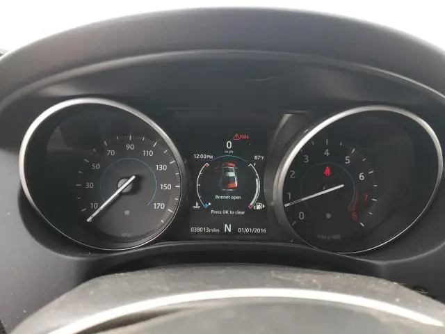 2018 JAGUAR XE 