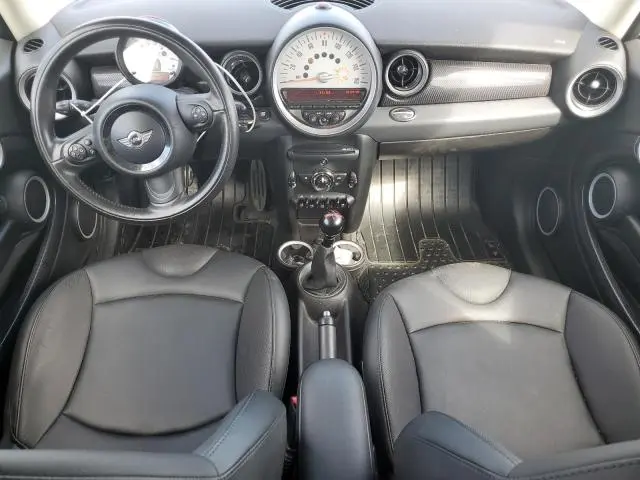 2011 MINI COOPER S
