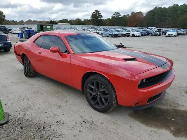 2016 DODGE CHALLENGER SXT  