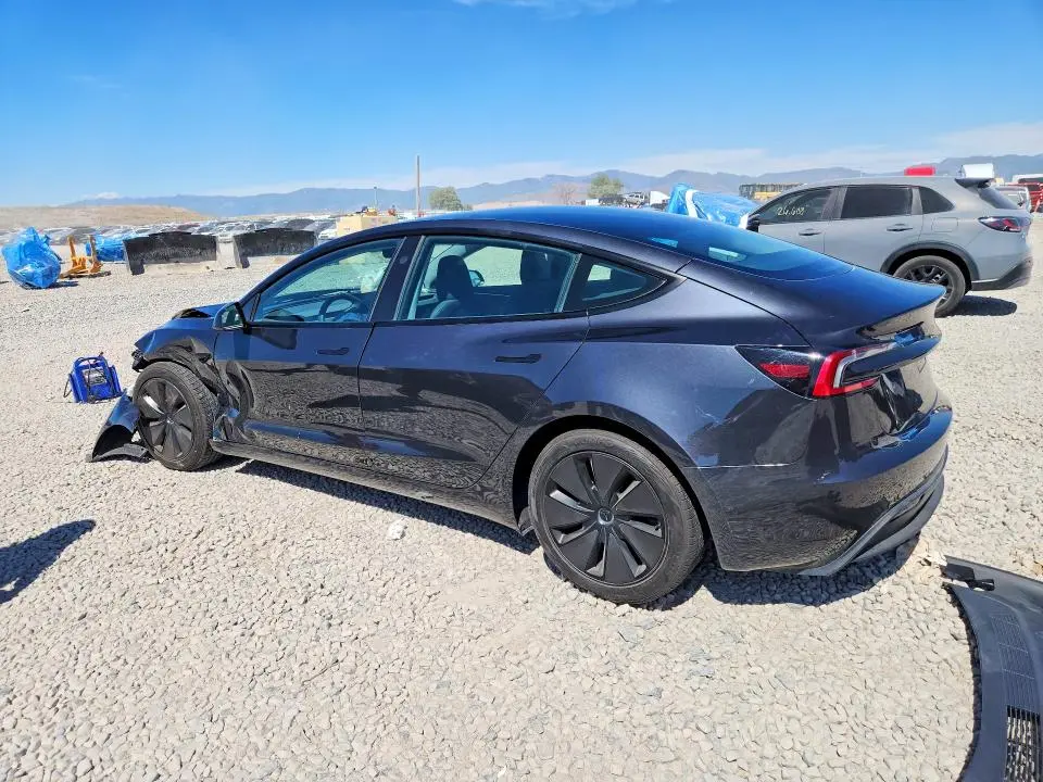 2024 TESLA MODEL 3   