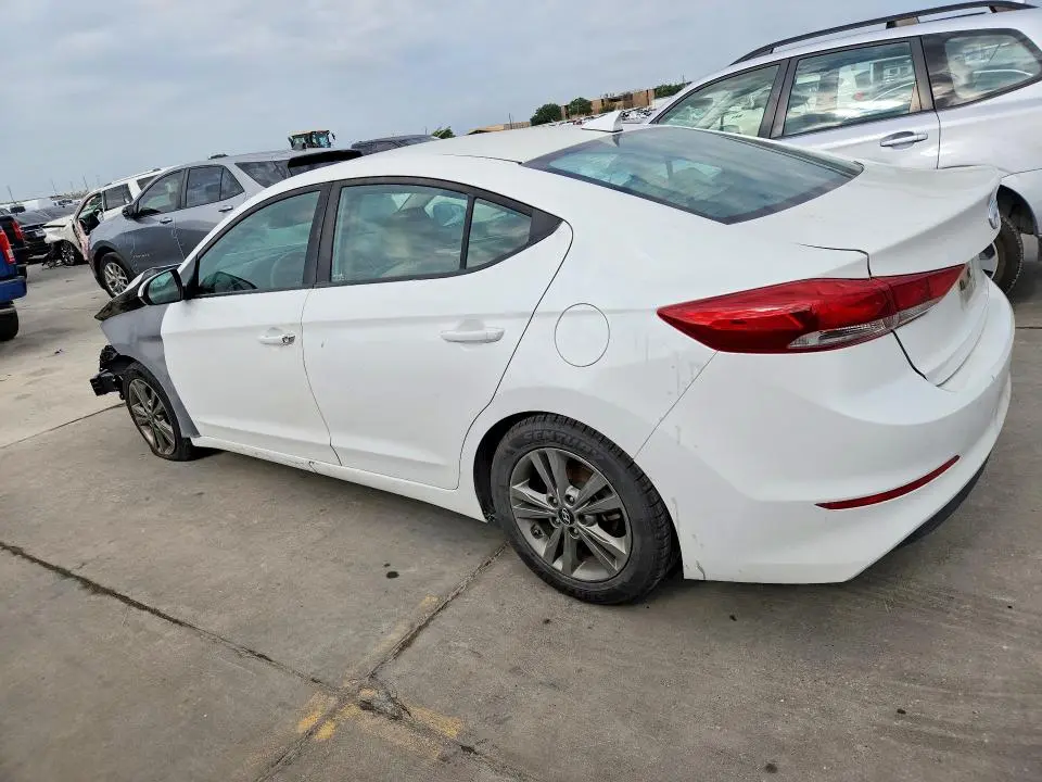 2018 HYUNDAI ELANTRA SEL  
