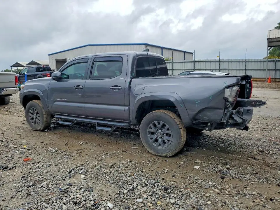 2021 TOYOTA TACOMA SR5 V6  