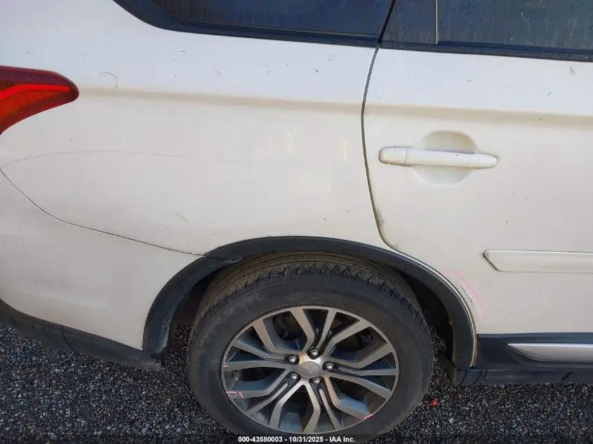 2017 MITSUBISHI OUTLANDER ES