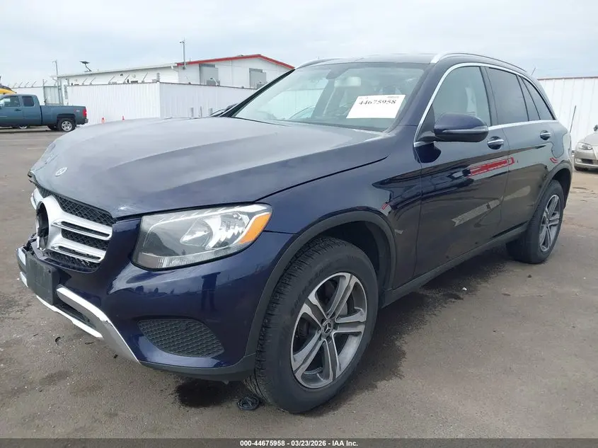 2019 MERCEDES-BENZ GLC 300  