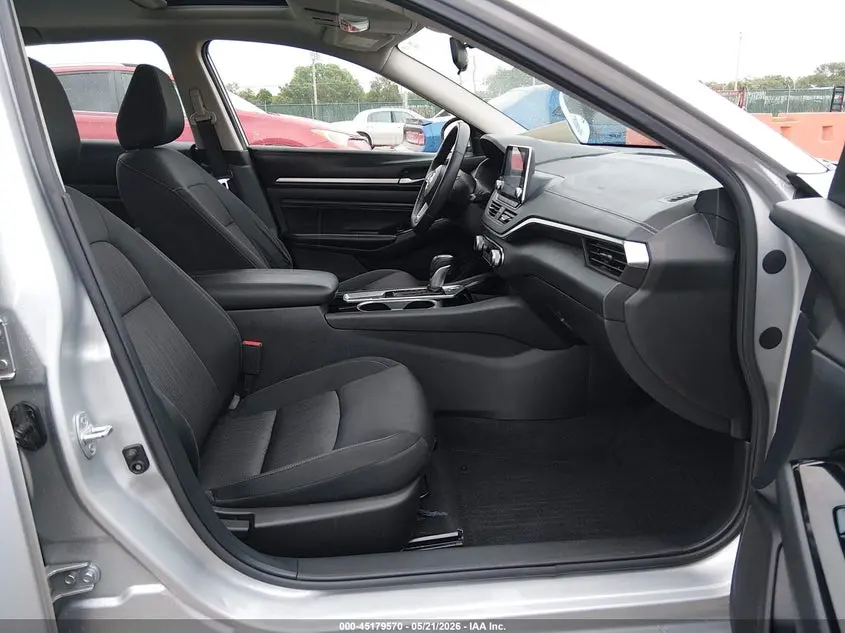2021 NISSAN ALTIMA SV FWD
