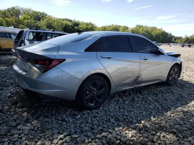 2021 HYUNDAI ELANTRA SEL  